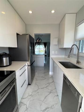 2701 E Golf Boulevard Pompano Beach FL 33064