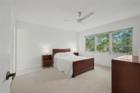 8970 S Hollybrook Boulevard Pembroke Pines FL 33025