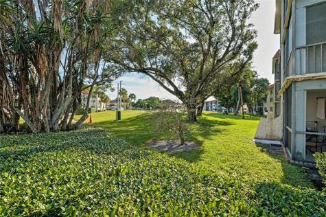 8970 S Hollybrook Boulevard Pembroke Pines FL 33025