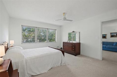 8970 S Hollybrook Boulevard Pembroke Pines FL 33025