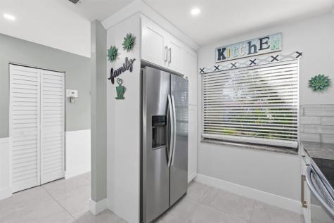 21215 Lago Circle Boca Raton FL 33433