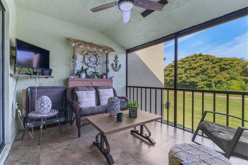 21215 Lago Circle Boca Raton FL 33433