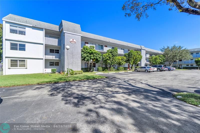 8205 NW 61st Street Tamarac FL 33321