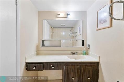 8205 NW 61st Street Tamarac FL 33321
