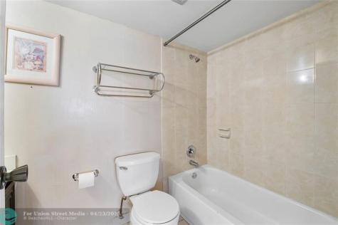 8205 NW 61st Street Tamarac FL 33321
