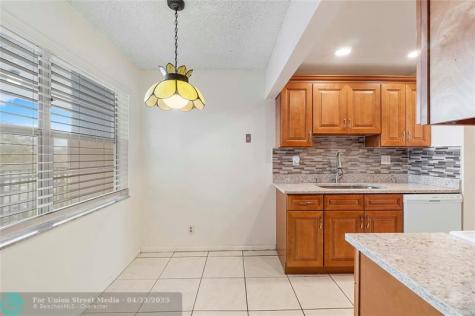 8205 NW 61st Street Tamarac FL 33321