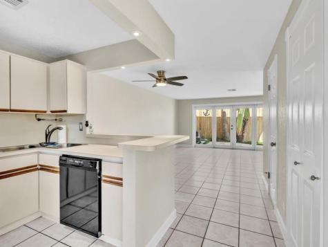 499 SE 13th Street Fort Lauderdale FL 33316