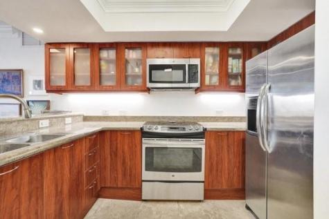 2011 N Ocean Boulevard Fort Lauderdale FL 33305