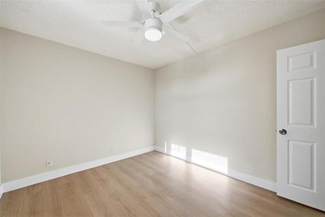 9430 Poinciana Place Davie FL 33324