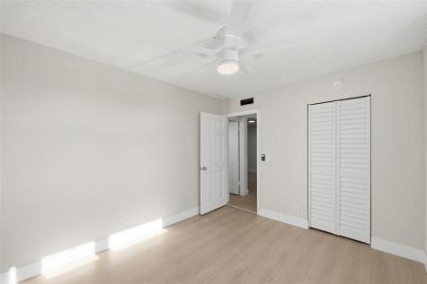 9430 Poinciana Place Davie FL 33324