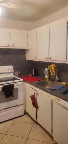 405 Fanshaw J Boca Raton FL 33434