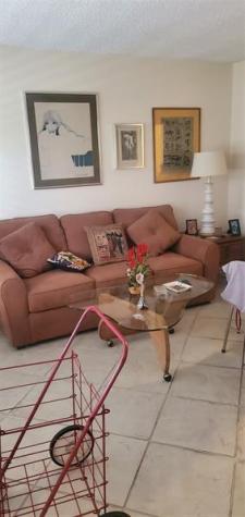 405 Fanshaw J Boca Raton FL 33434