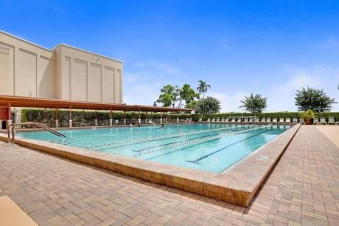 405 Fanshaw J Boca Raton FL 33434