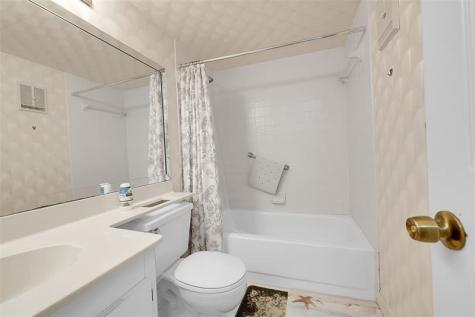 10369 NW 24th Place Sunrise FL 33322