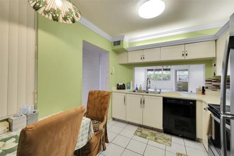 10369 NW 24th Place Sunrise FL 33322