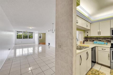 10369 NW 24th Place Sunrise FL 33322
