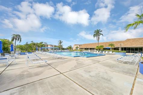 10369 NW 24th Place Sunrise FL 33322