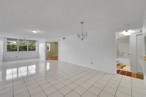 10369 NW 24th Place Sunrise FL 33322