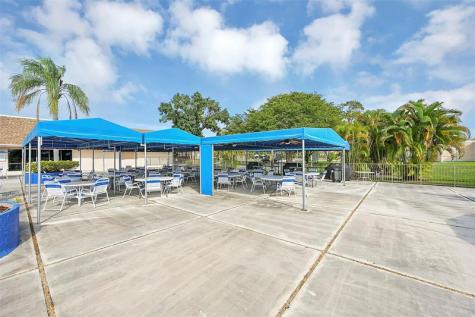 10369 NW 24th Place Sunrise FL 33322