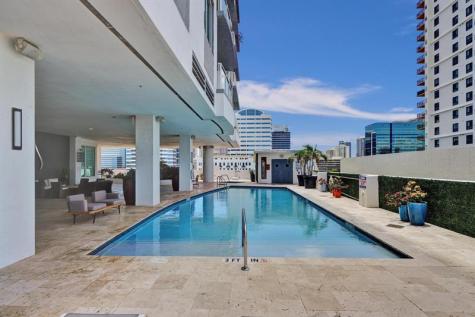 315 NE 3rd Avenue Fort Lauderdale FL 33301