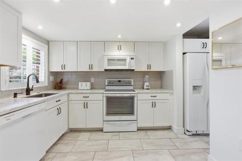 9460 Sunrise Lakes Boulevard Sunrise FL 33322