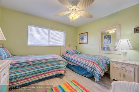 1815 N Surf Road Hollywood FL 33019