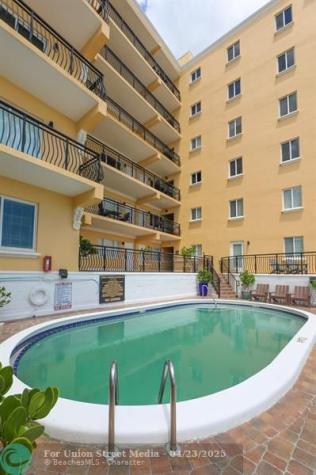 1815 N Surf Road Hollywood FL 33019