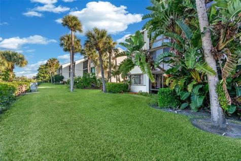 1825 Tarpon Lane Vero Beach FL 32960