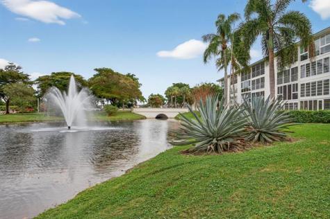 2501 Antigua Terrace Coconut Creek FL 33066