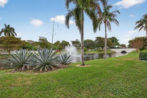 2501 Antigua Terrace Coconut Creek FL 33066