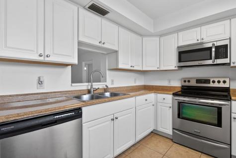 2501 Antigua Terrace Coconut Creek FL 33066