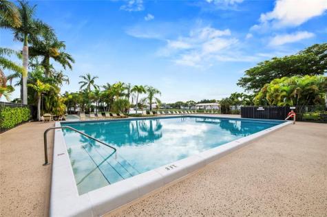 5510 Lakeside Drive Margate FL 33063