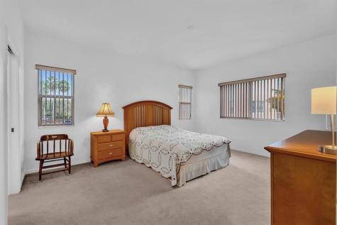 7735 Yardley Drive Tamarac FL 33321