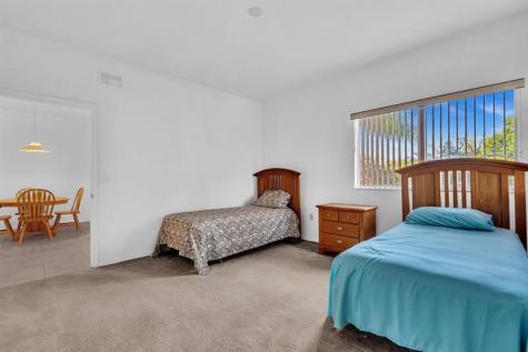 7735 Yardley Drive Tamarac FL 33321
