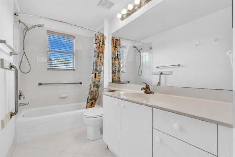 7735 Yardley Drive Tamarac FL 33321