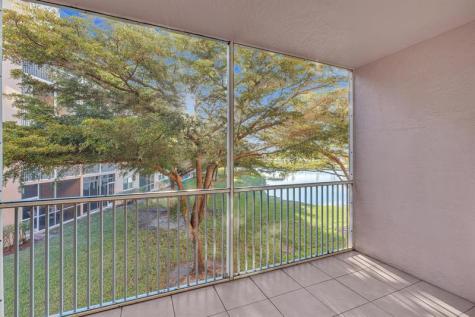 7735 Yardley Drive Tamarac FL 33321