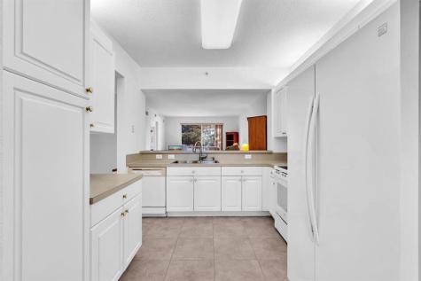 7735 Yardley Drive Tamarac FL 33321