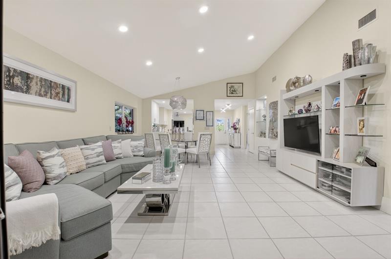 19452 Waters Reach Lane 305 Lane Boca Raton FL 33434