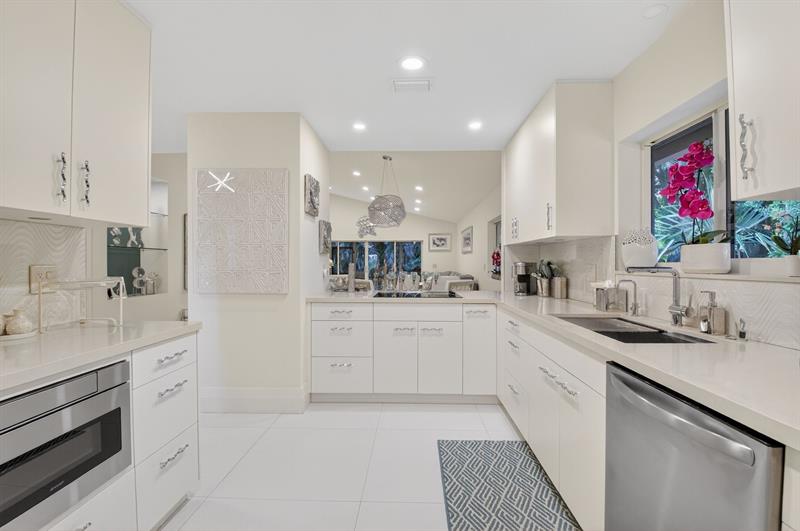 19452 Waters Reach Lane 305 Lane Boca Raton FL 33434