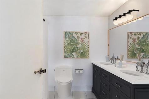 18031 Biscayne Boulevard Aventura FL 33160