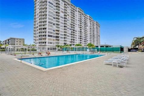 18031 Biscayne Boulevard Aventura FL 33160