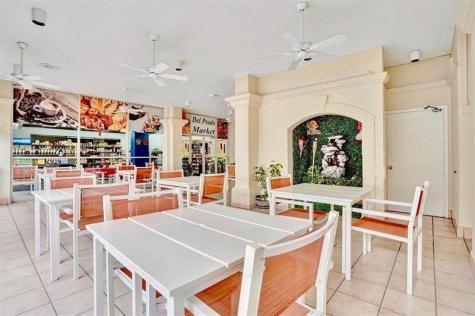 18031 Biscayne Boulevard Aventura FL 33160