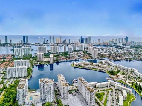 18031 Biscayne Boulevard Aventura FL 33160