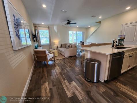 8143 Coconut Place Kissimmee FL 34747