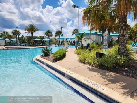 8143 Coconut Place Kissimmee FL 34747