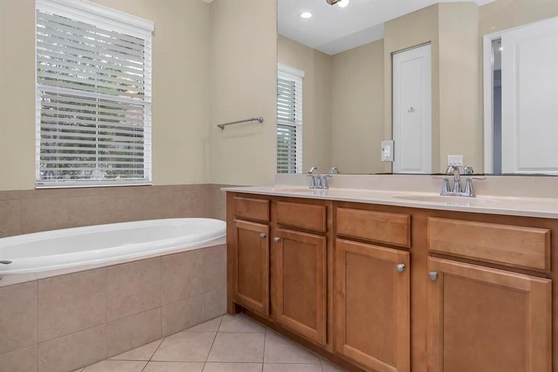 3330 NW 124th Way Sunrise FL 33323