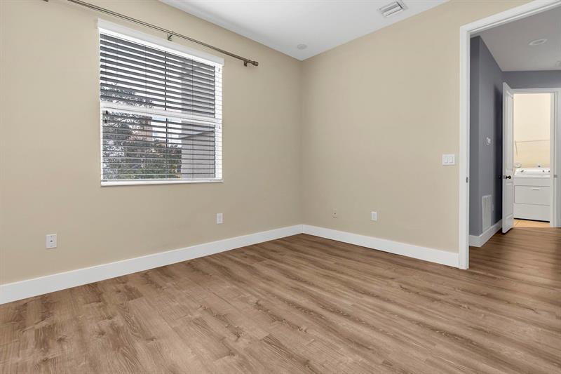 3330 NW 124th Way Sunrise FL 33323