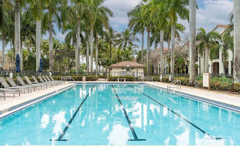 3330 NW 124th Way Sunrise FL 33323