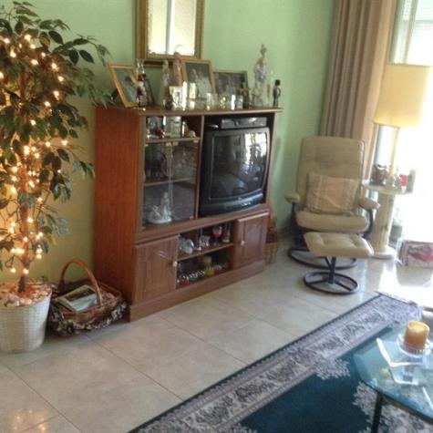 4899 NW 26th Court Lauderdale Lakes FL 33313