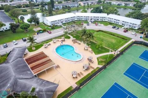 115 Sussex F West Palm Beach FL 33417